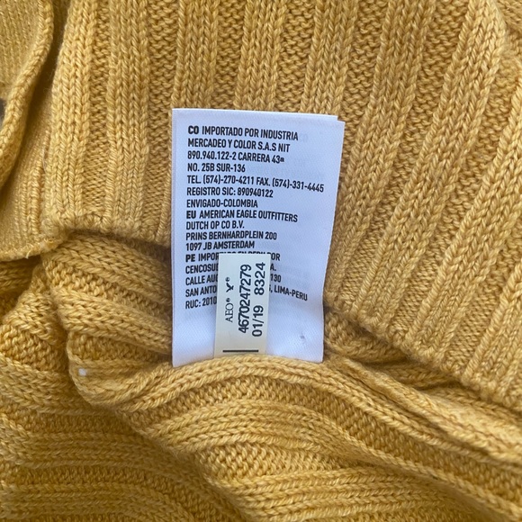 American Eagle Ribbed Button Sweater Tank in Mustard - Size : M - Picture 10 of 10